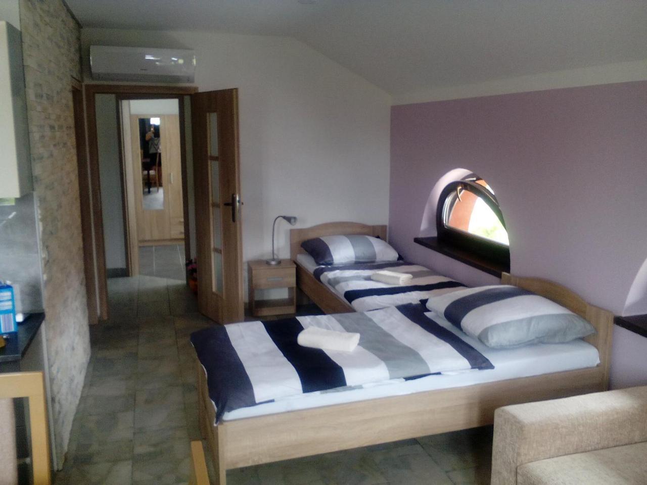 Ferienwohnung Oaza Vacenovice Exterior foto
